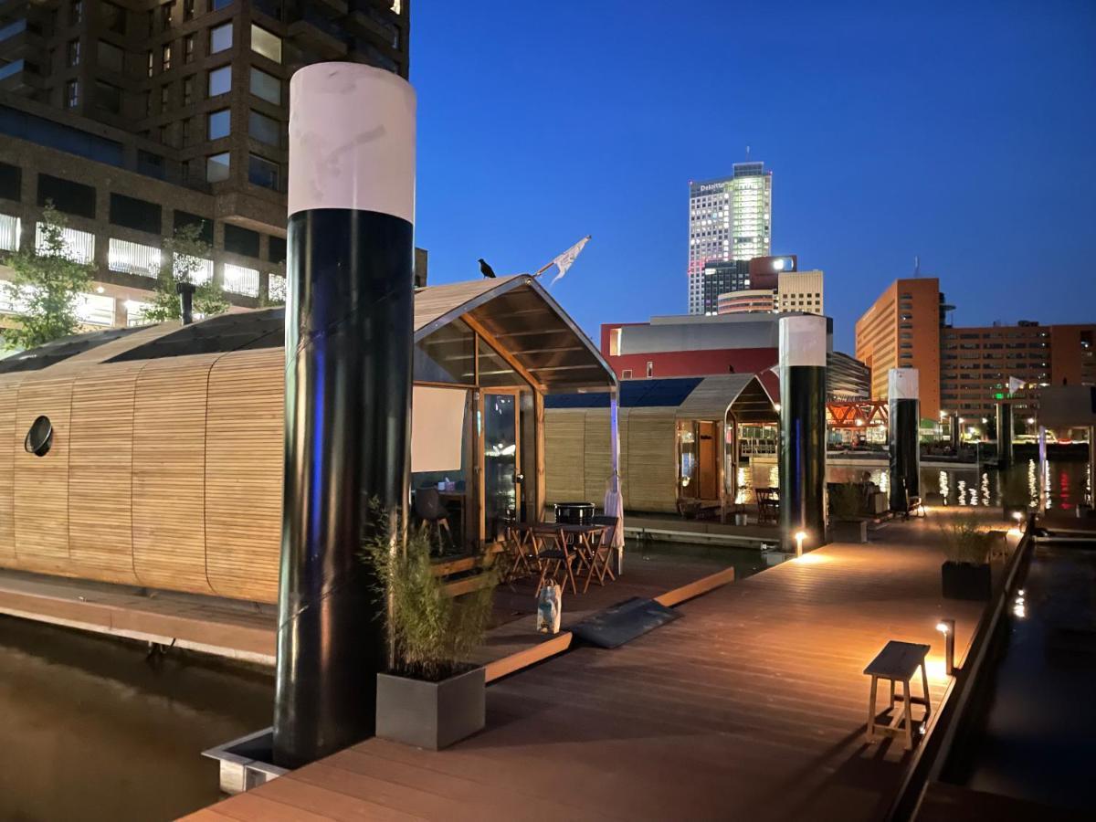 Wikkelboat Nr2 At Floating Rotterdam Rijnhaven 호텔 외부 사진