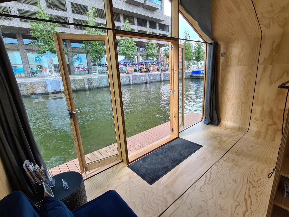 Wikkelboat Nr2 At Floating Rotterdam Rijnhaven 호텔 외부 사진
