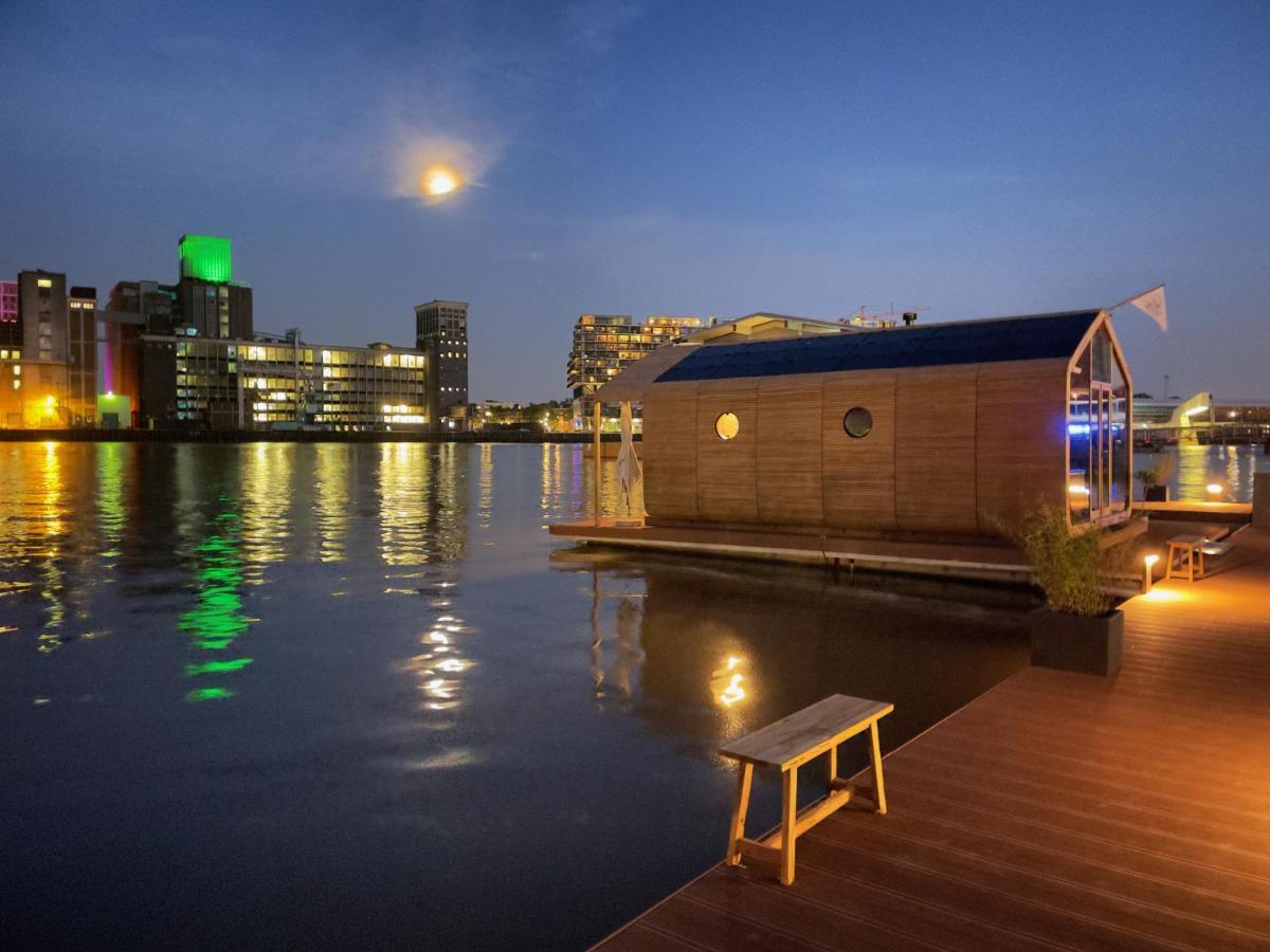Wikkelboat Nr2 At Floating Rotterdam Rijnhaven 호텔 외부 사진